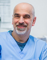 <p class="name2">Е.В. Россейкин</p><p><i class="icon icon-student"></i>д.м.н., главный врач</p><p><i class="icon icon-city"></i>ФЦССХ, Хабаровск</p>