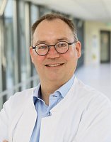 <p class="name2">Prof. Sven Lehmann, MD, PhD</p> <p><i class="icon icon-city"></i>Klinikum Links der Weser, Bremen, Germany</p>